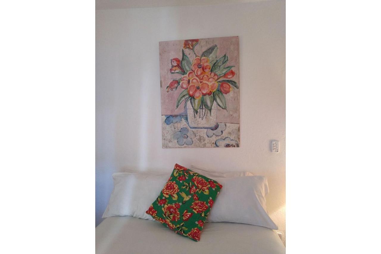 Elephant Guesthouse Beira Mar - Suites Com Cafe Da Manha Ilhabela Exterior photo