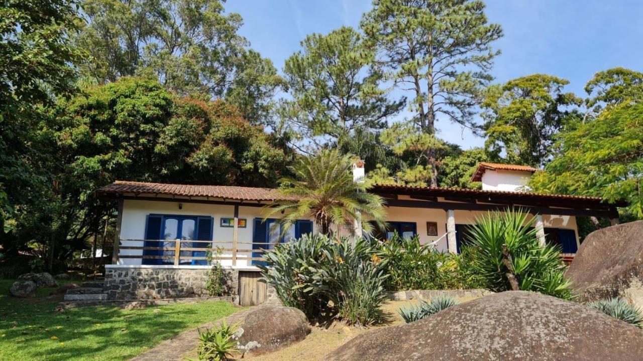 Elephant Guesthouse Beira Mar - Suites Com Cafe Da Manha Ilhabela Exterior photo