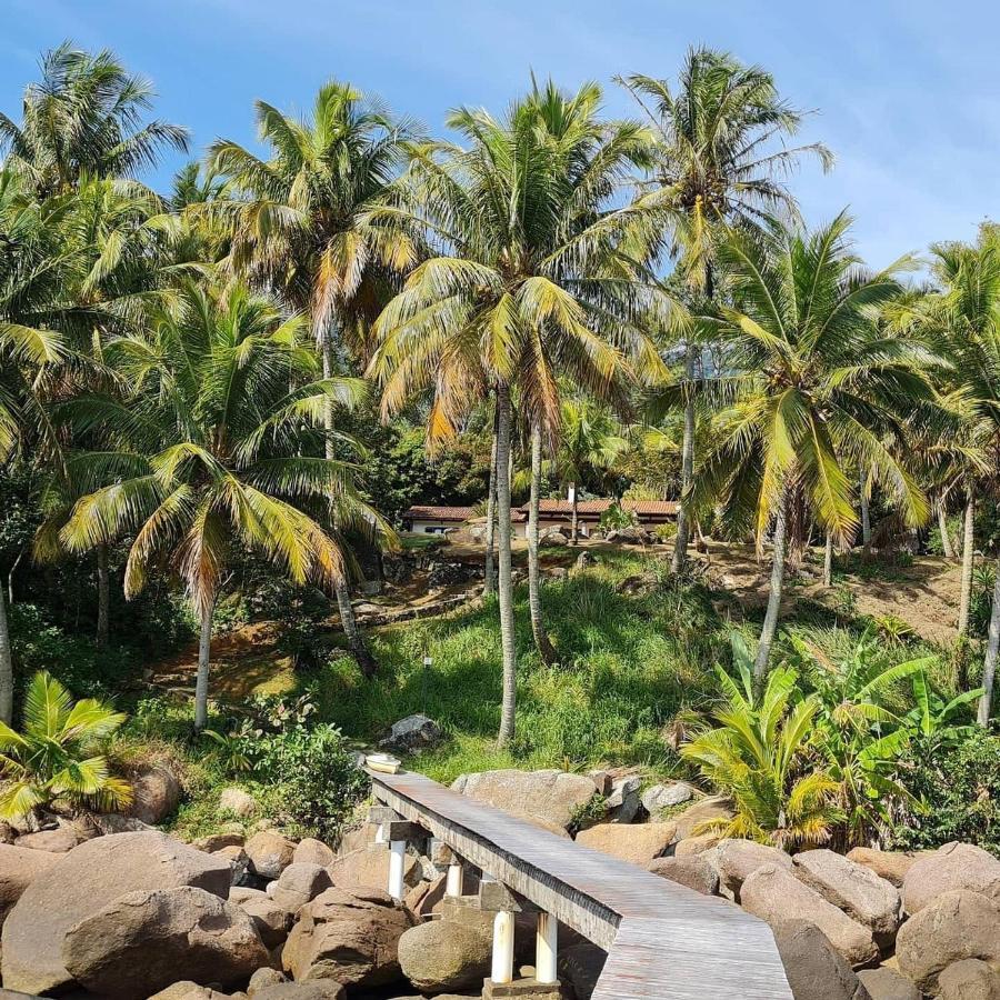 Elephant Guesthouse Beira Mar - Suites Com Cafe Da Manha Ilhabela Exterior photo