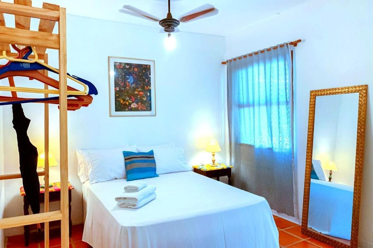 Elephant Guesthouse Beira Mar - Suites Com Cafe Da Manha Ilhabela Exterior photo